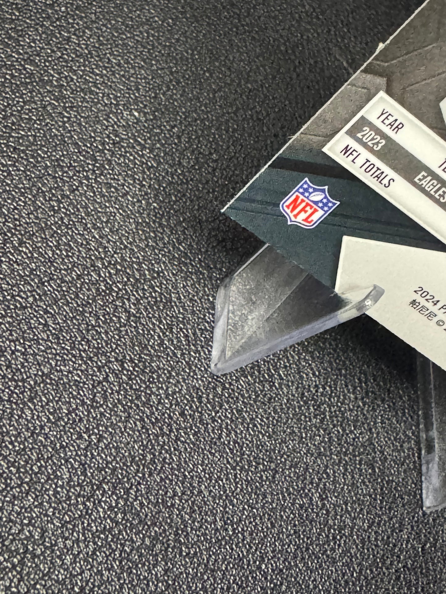 2024 Panini Mosaic Mosaic Camo Pink #179 DeVonta Smith Philadelphia Eagles