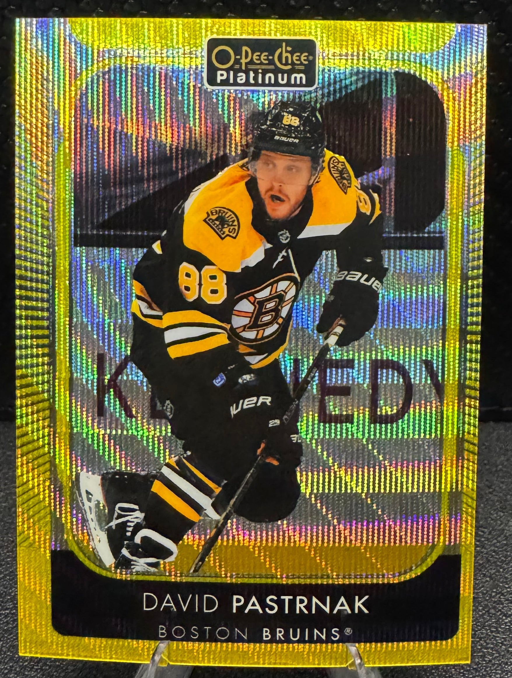 2021 - 22 O - Pee - Chee Platinum Neon Yellow Surge 194 David Pastrnak - 787 Hobby House