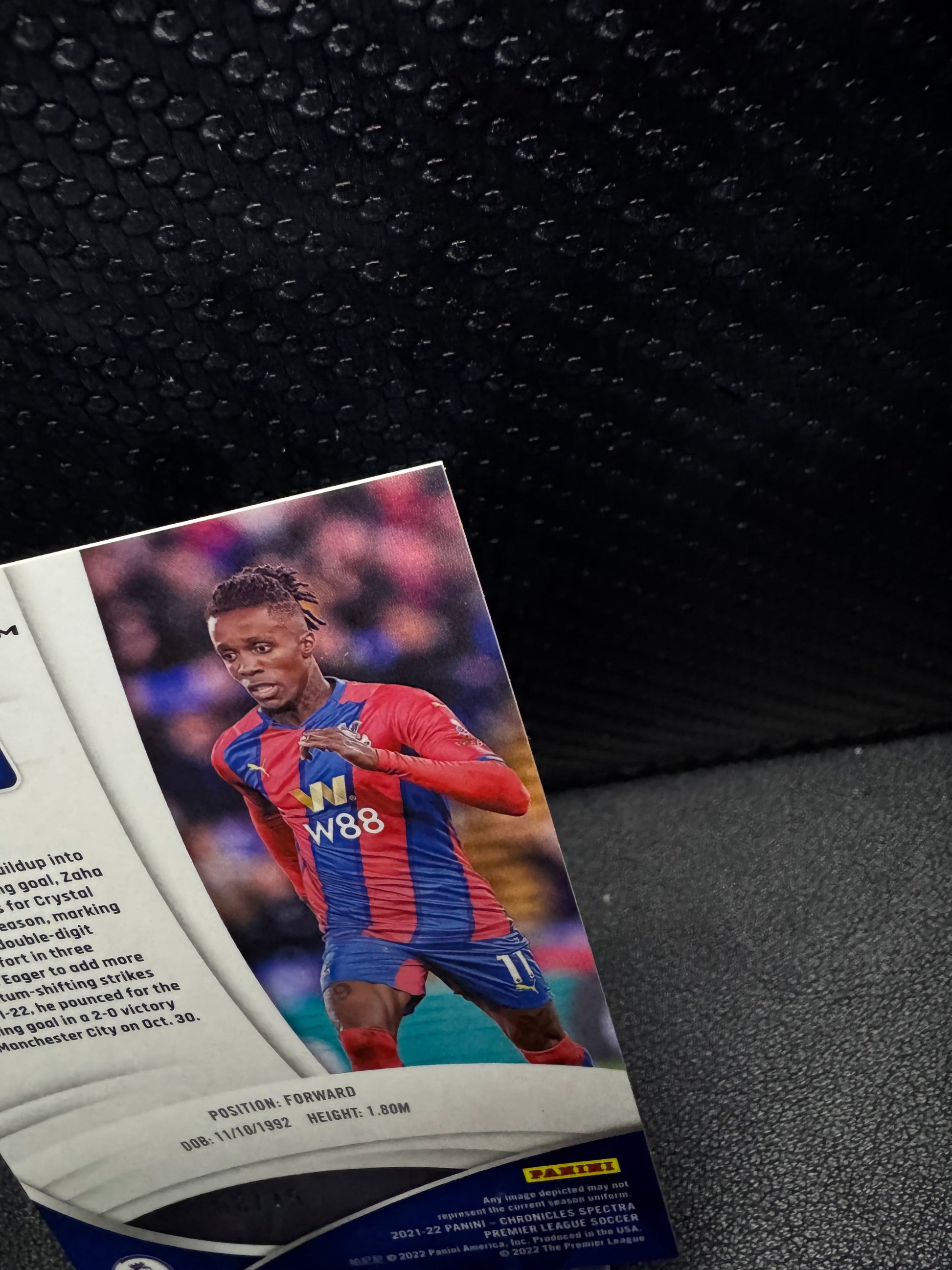 2021 - 22 Panini Chronicles Premier League Blue Spectra 255 Wilfried Zaha 08/49 - 787 Hobby House