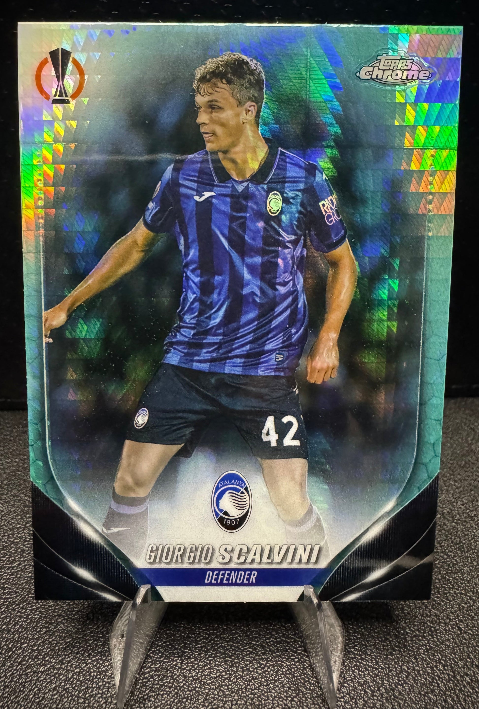 2023 - 24 Chrome UEFA Club Competitions 37 Giorgio Scalvini Aqua Prism Refractor Atalanta BC - 787 Hobby House