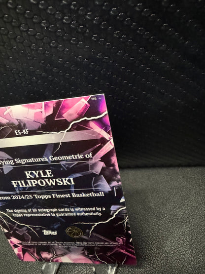 2024 - 25 Finest Electrifying Signatures Blue Geometric Refractors ESKF Kyle Filipowski RC 22/99 - 787 Hobby House
