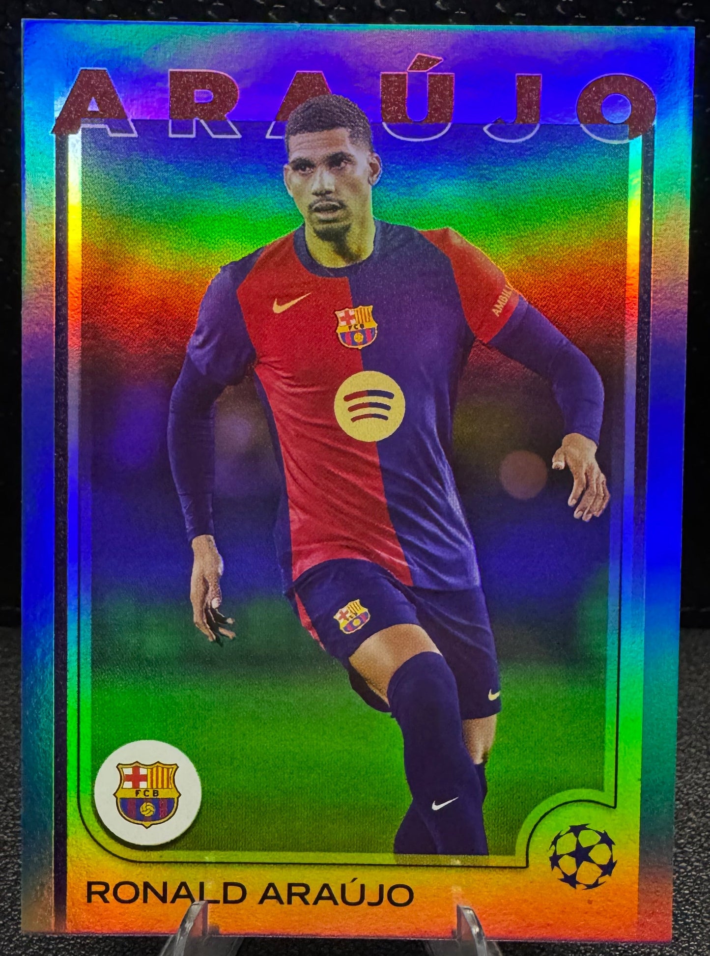 2024 - 25 Topps UEFA Club Competitions Blue Foilboard 24 Ronald Araujo 100/125 - 787 Hobby House
