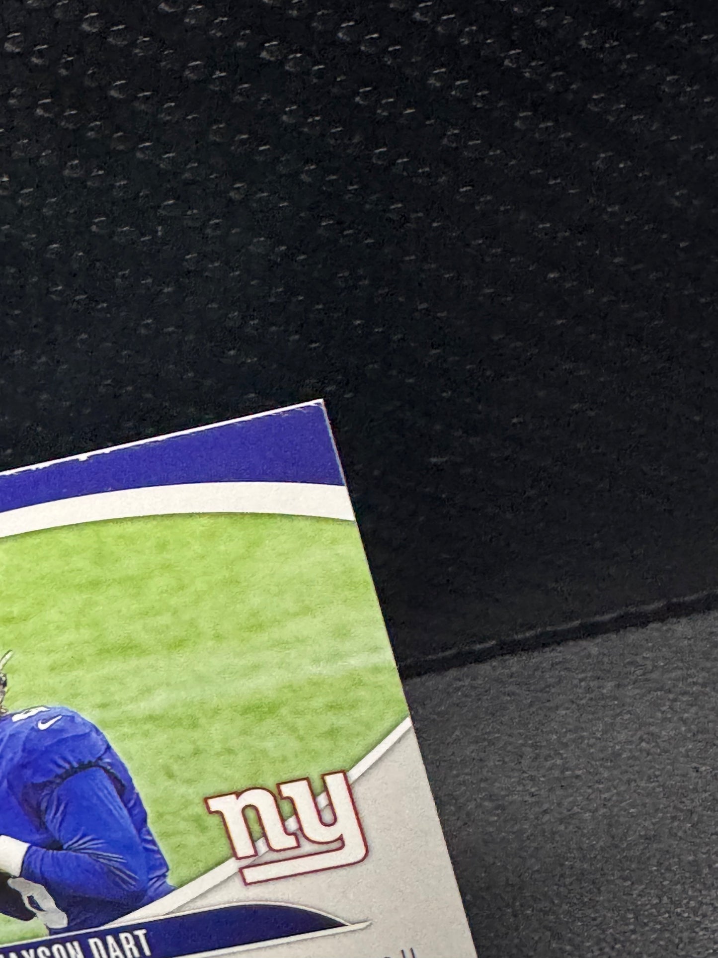 2025 Absolute Green 137 Jaxson Dart RC New York Giants - 787 Hobby House