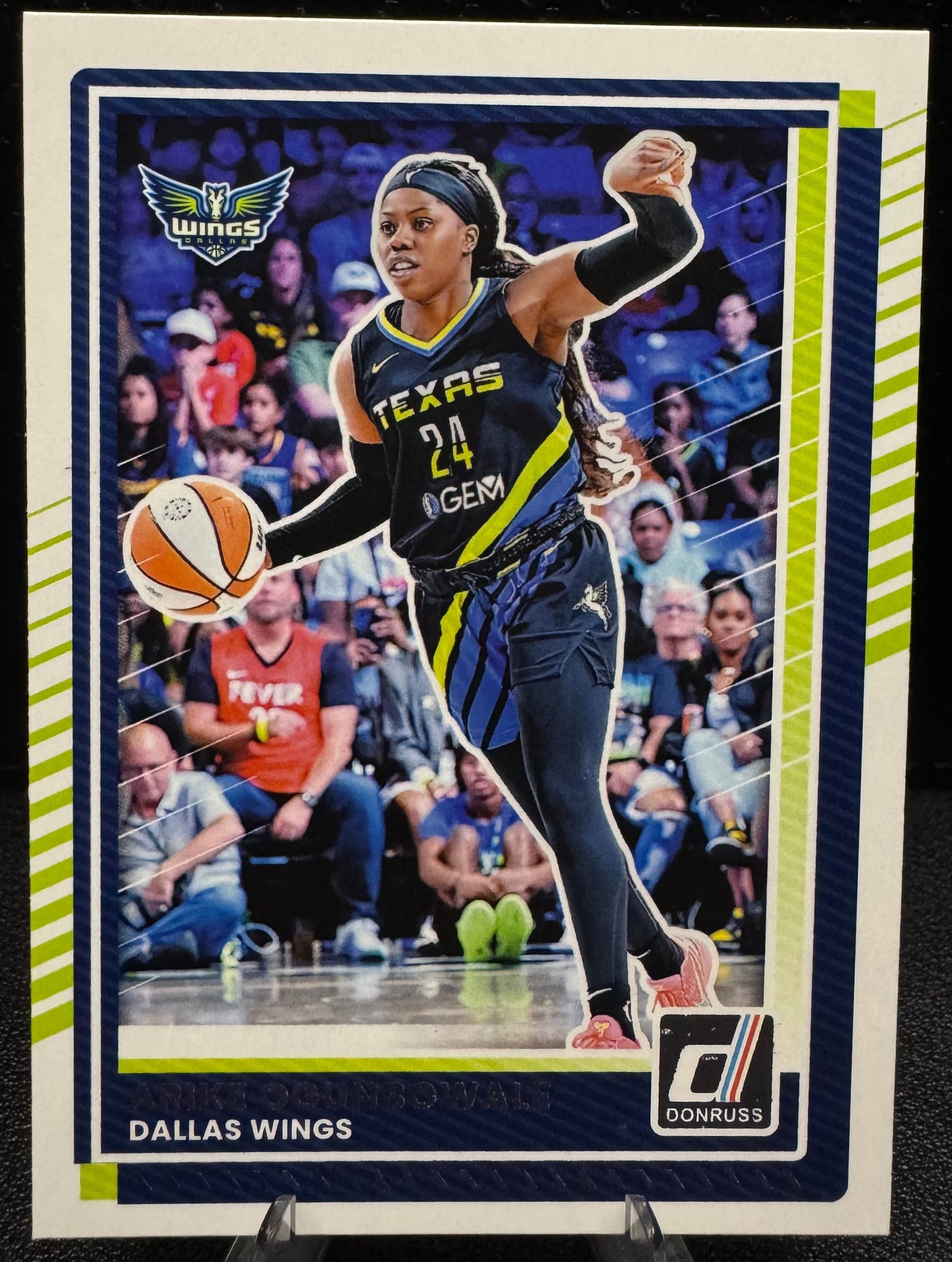 2025 Donruss WNBA 39 Arike Ogunbowale Dallas Wings - 787 Hobby House