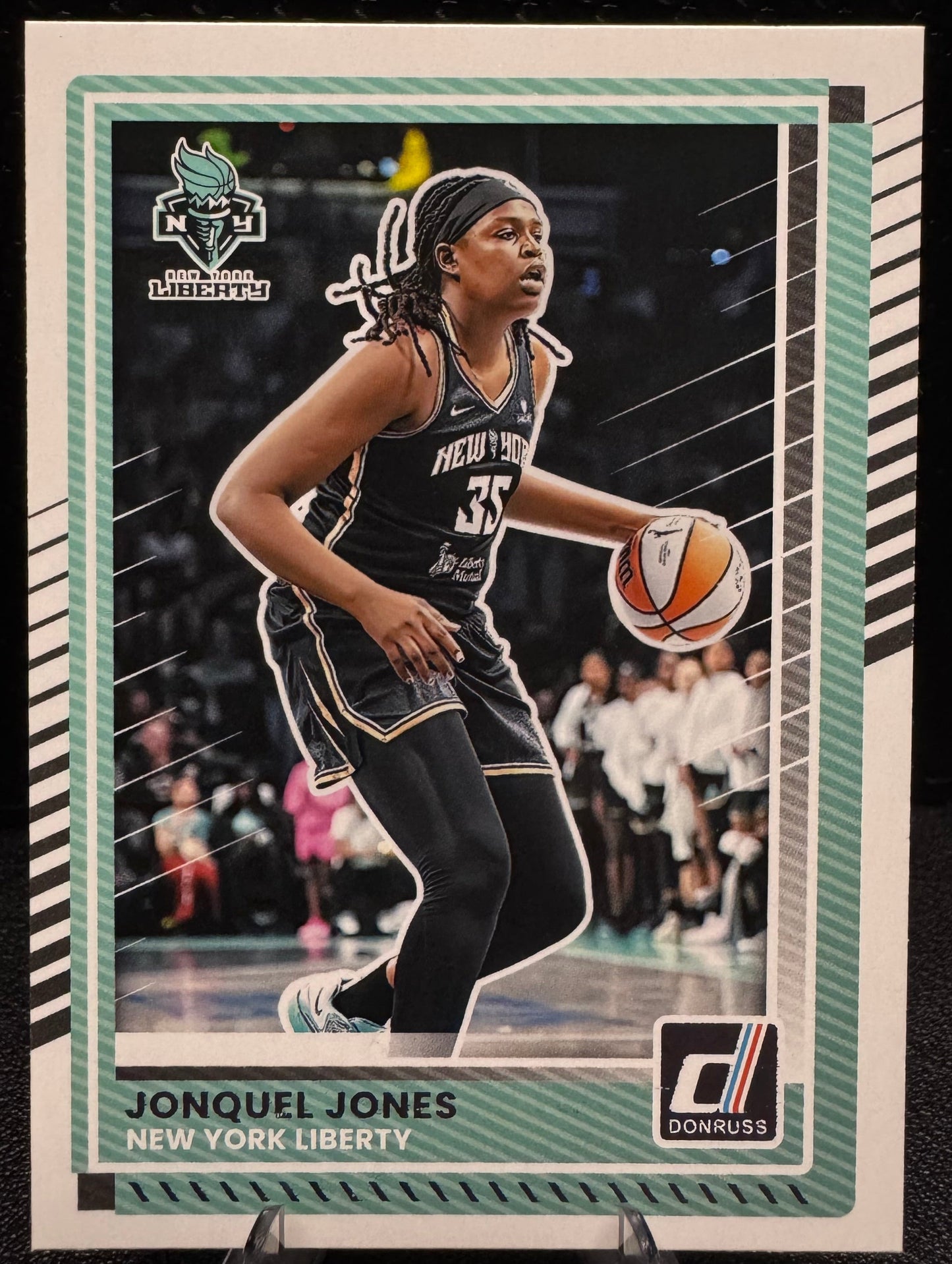 2025 Donruss WNBA 77 Jonquel Jones New York Liberty - 787 Hobby House