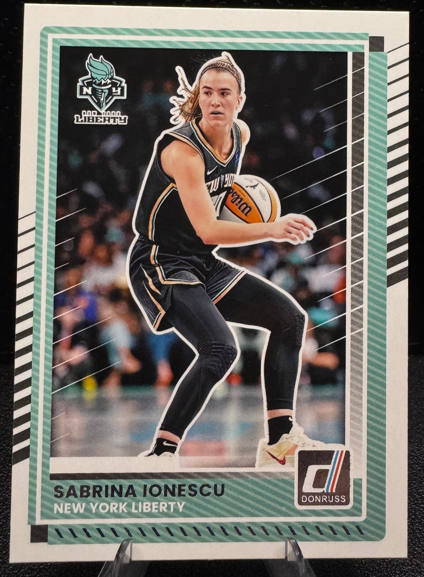 2025 Donruss WNBA 83 Sabrina Ionescu New York Liberty - 787 Hobby House