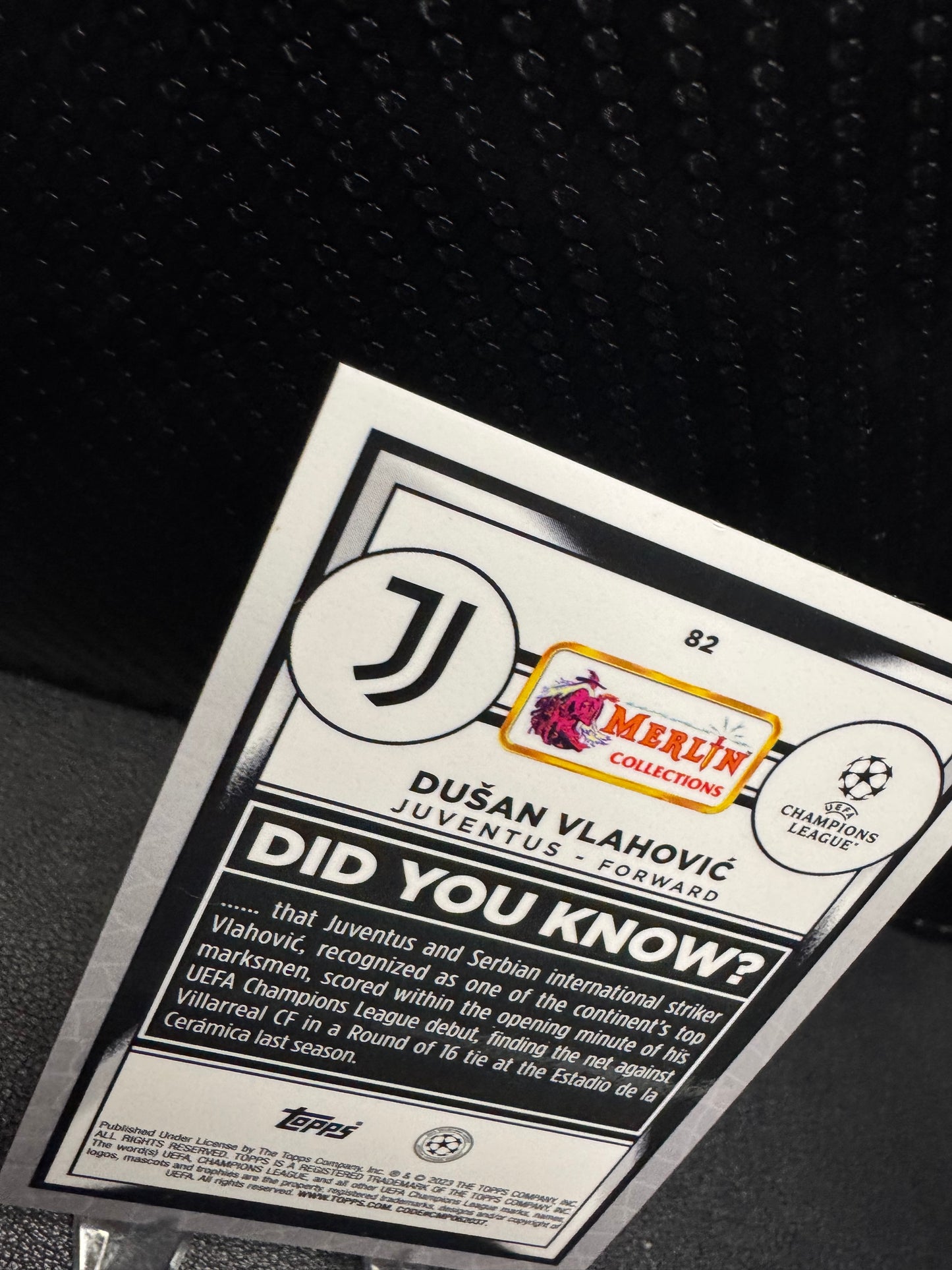 2022-23 Topps Merlin UEFA Atomic Refractors #82 Dusan Vlahovic 17/250 Juventus