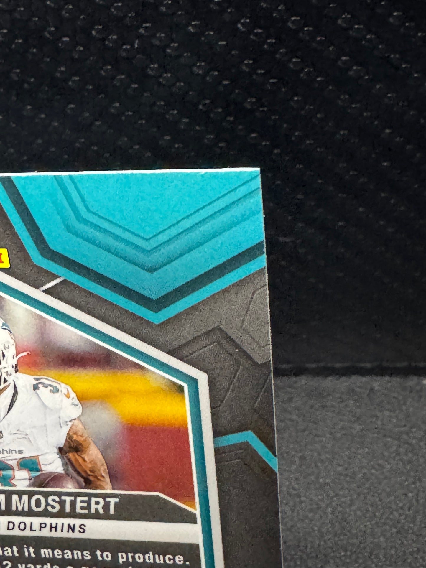 2024 Panini Mosaic Mosaic Camo Pink #136 Raheem Mostert Miami Dolphins