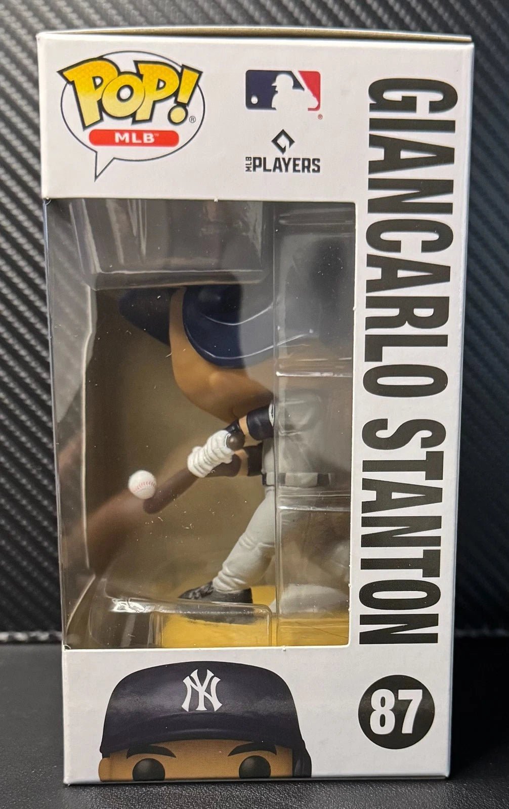 Funko Pop! MLB New York Yankees Giancarlo Stanton 87 w/Protector - 787 Hobby House