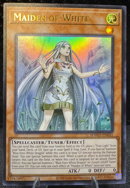 Maiden of White Ultra Rare SDWD - EN041 YuGiOh Structure Deck: Blue Eyes White Destiny - 787 Hobby House